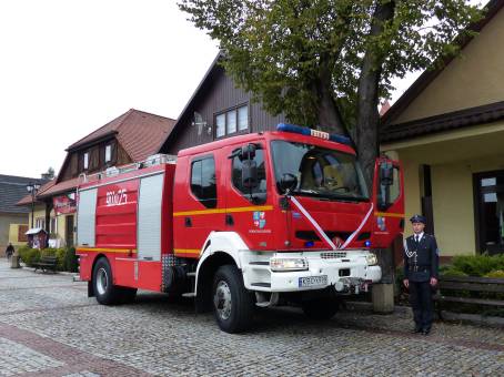 Przekazanie samochodu pożarniczego dla OSP Lipnica Murowana - 18.10.2015 r.