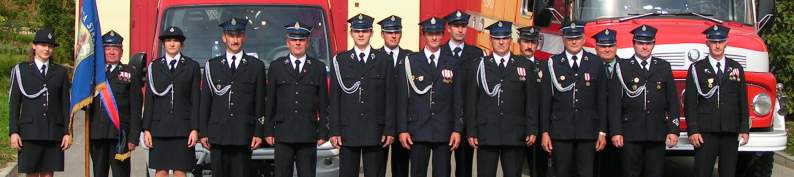 STrażacy OSP w Trzcianie. 2006 r.