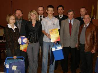 Laureaci i organizatorzy eliminacji powiatowych OTWP 2008.